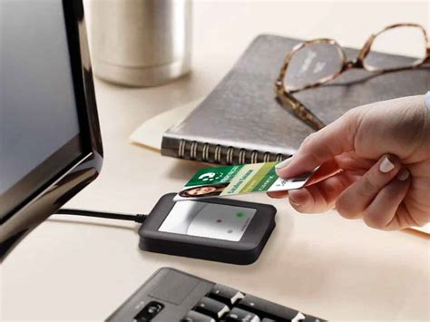 how to use a rfid id card reader & writer|types of rfid card readers.